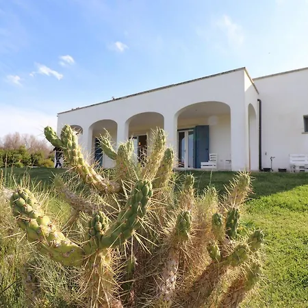 Villa Elegant Casale 50 In Otranto Alimini